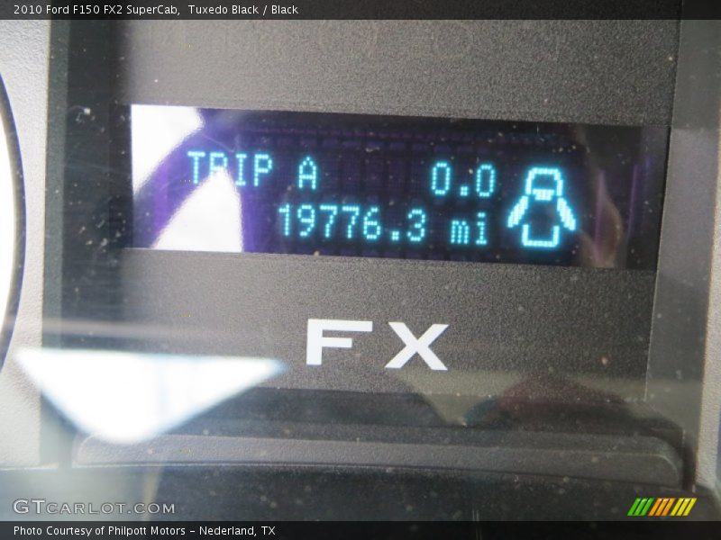 Tuxedo Black / Black 2010 Ford F150 FX2 SuperCab