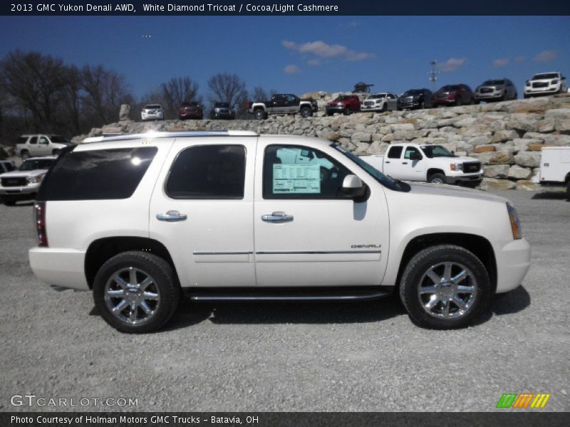 White Diamond Tricoat / Cocoa/Light Cashmere 2013 GMC Yukon Denali AWD