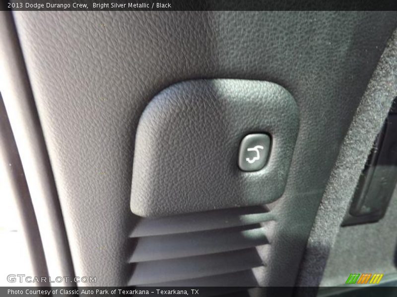 Bright Silver Metallic / Black 2013 Dodge Durango Crew