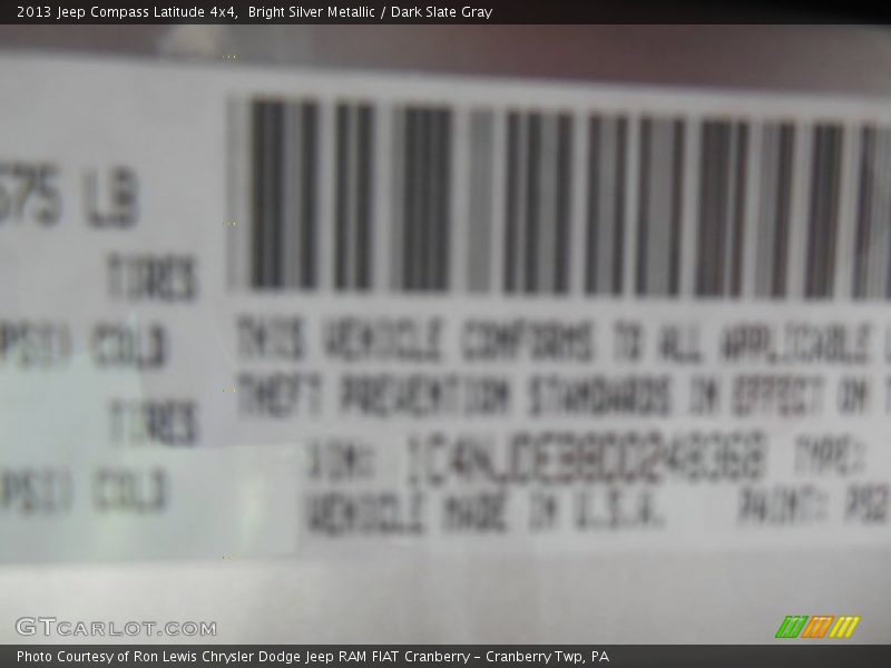 Bright Silver Metallic / Dark Slate Gray 2013 Jeep Compass Latitude 4x4
