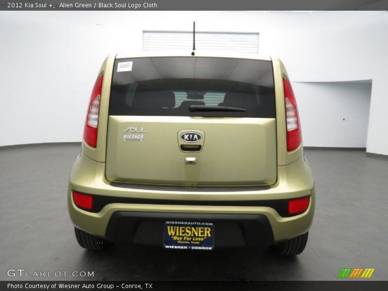 Alien Green / Black Soul Logo Cloth 2012 Kia Soul +