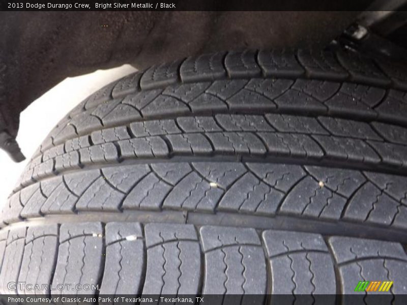 Bright Silver Metallic / Black 2013 Dodge Durango Crew
