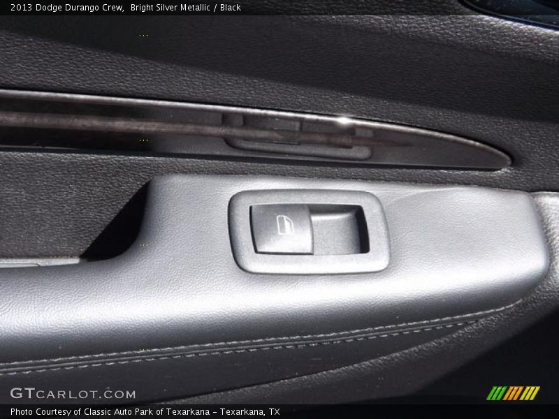 Bright Silver Metallic / Black 2013 Dodge Durango Crew