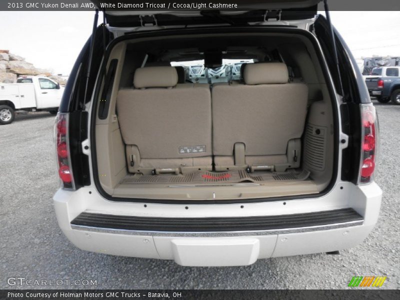 White Diamond Tricoat / Cocoa/Light Cashmere 2013 GMC Yukon Denali AWD