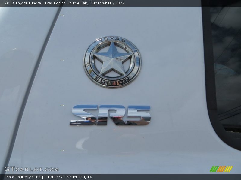 Super White / Black 2013 Toyota Tundra Texas Edition Double Cab