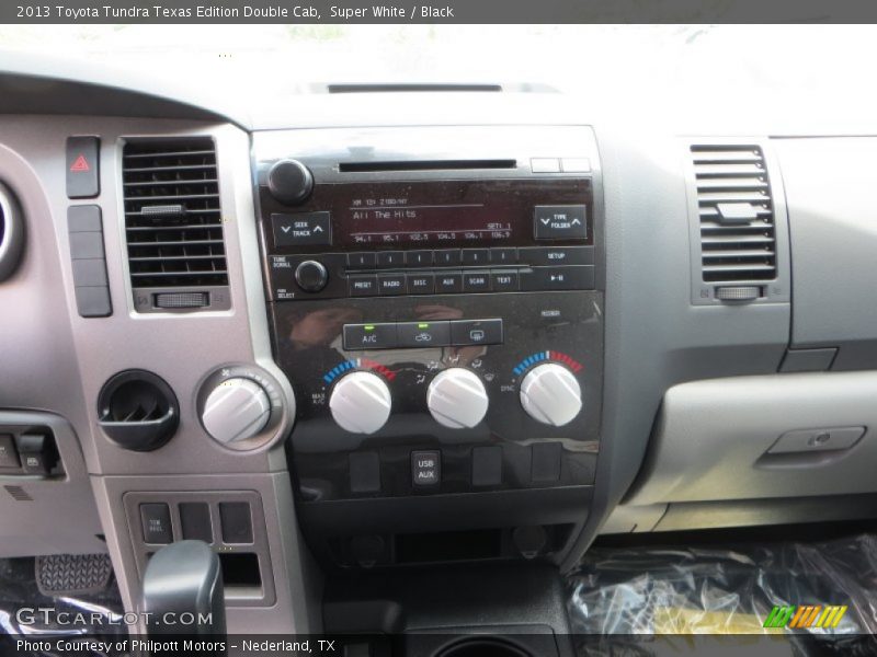 Super White / Black 2013 Toyota Tundra Texas Edition Double Cab
