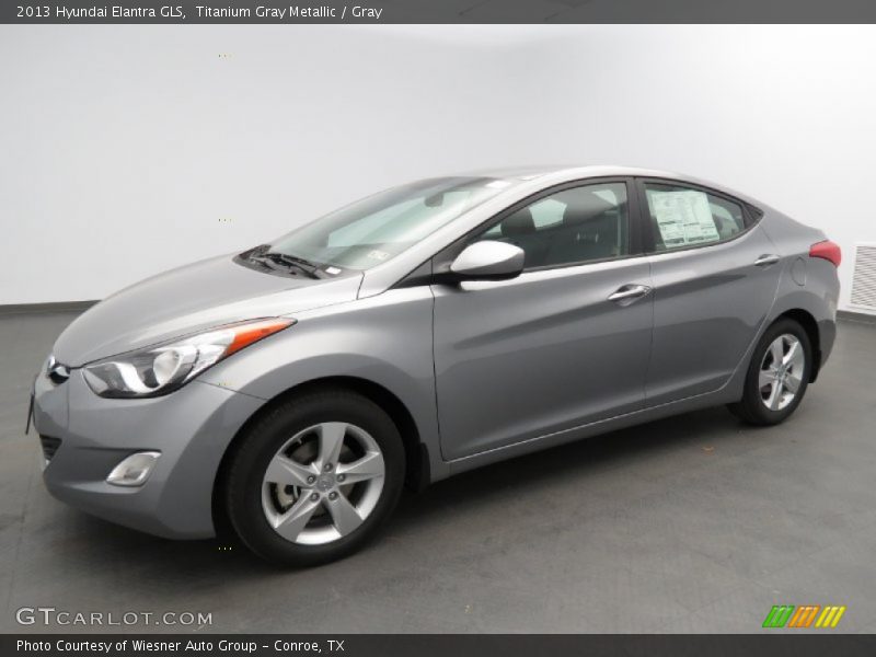 Front 3/4 View of 2013 Elantra GLS