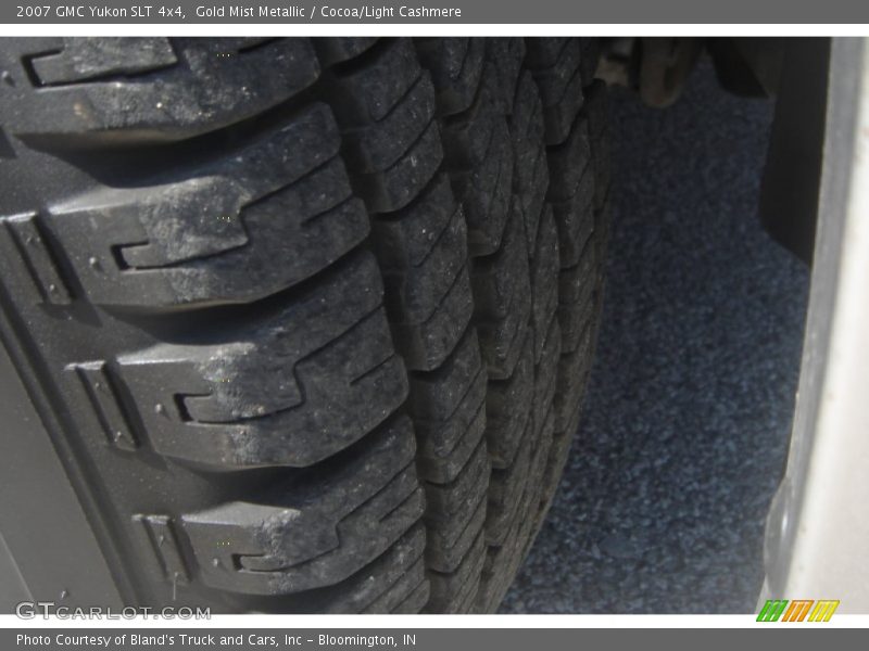 Gold Mist Metallic / Cocoa/Light Cashmere 2007 GMC Yukon SLT 4x4