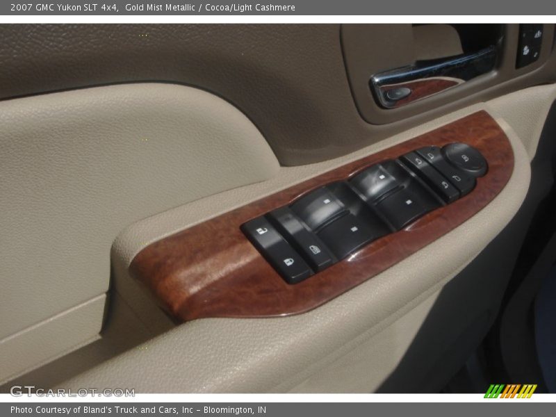 Gold Mist Metallic / Cocoa/Light Cashmere 2007 GMC Yukon SLT 4x4