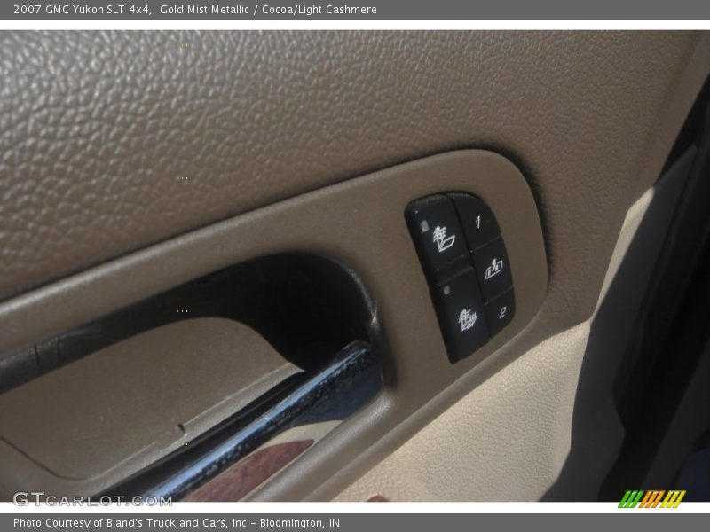 Gold Mist Metallic / Cocoa/Light Cashmere 2007 GMC Yukon SLT 4x4