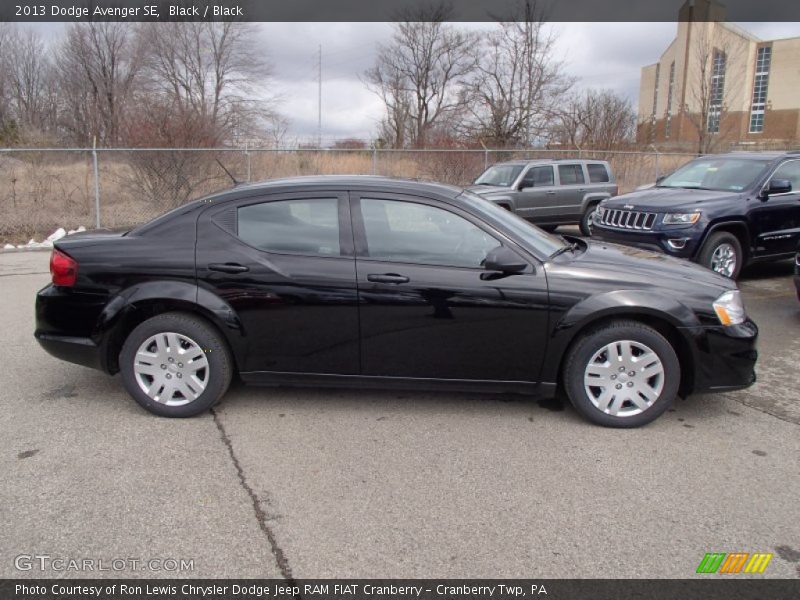 Black / Black 2013 Dodge Avenger SE