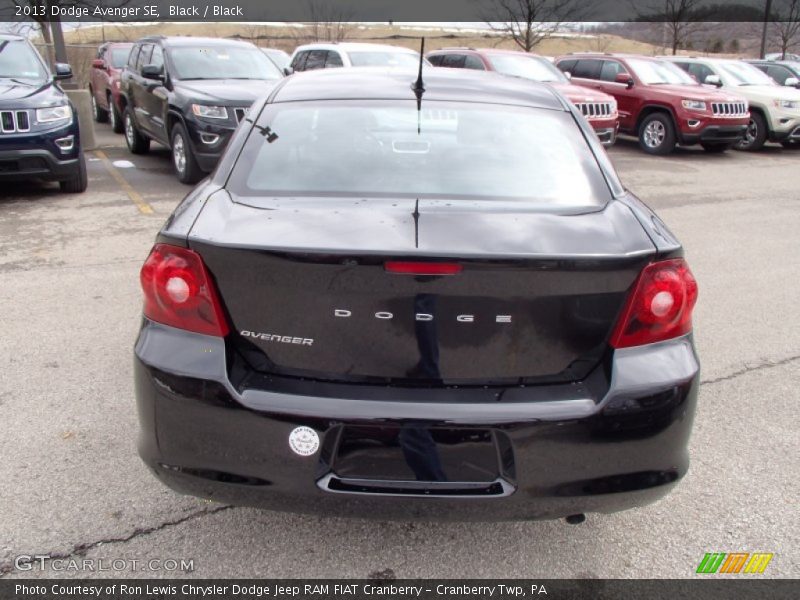 Black / Black 2013 Dodge Avenger SE