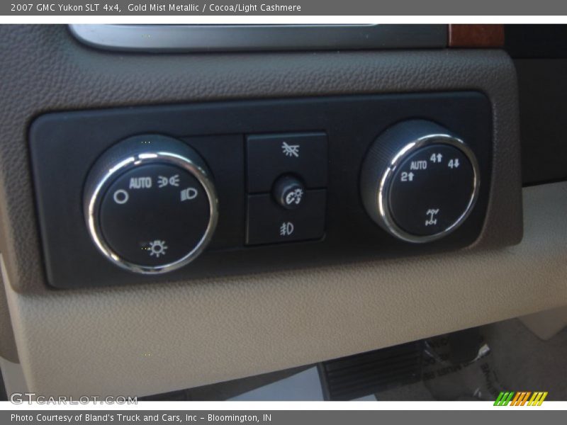 Gold Mist Metallic / Cocoa/Light Cashmere 2007 GMC Yukon SLT 4x4