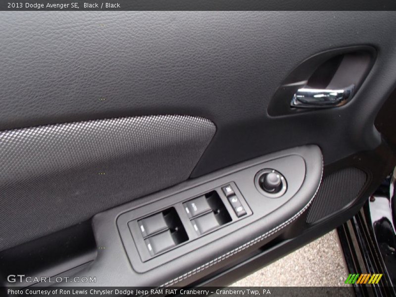 Black / Black 2013 Dodge Avenger SE