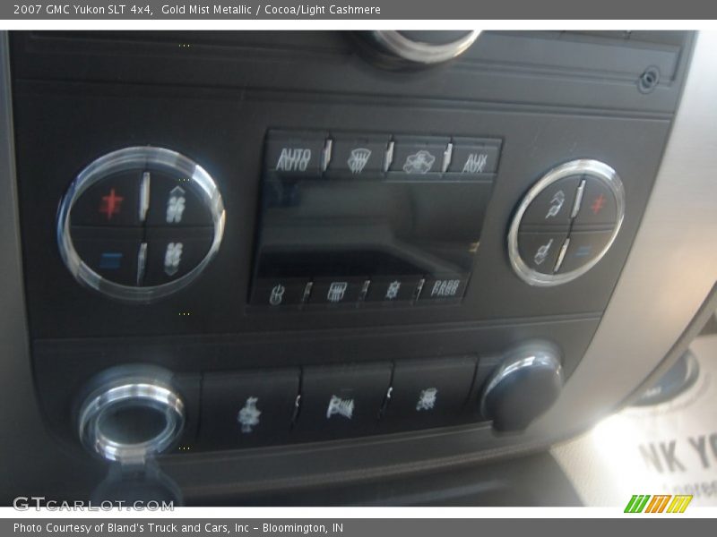 Gold Mist Metallic / Cocoa/Light Cashmere 2007 GMC Yukon SLT 4x4