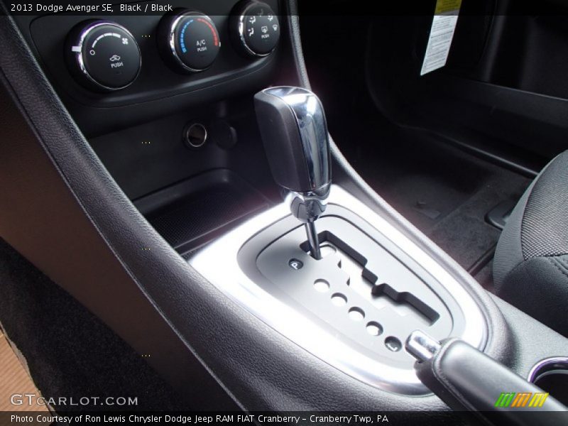 Black / Black 2013 Dodge Avenger SE