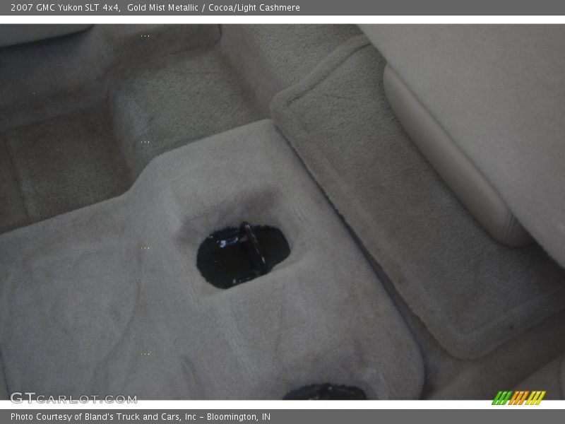 Gold Mist Metallic / Cocoa/Light Cashmere 2007 GMC Yukon SLT 4x4