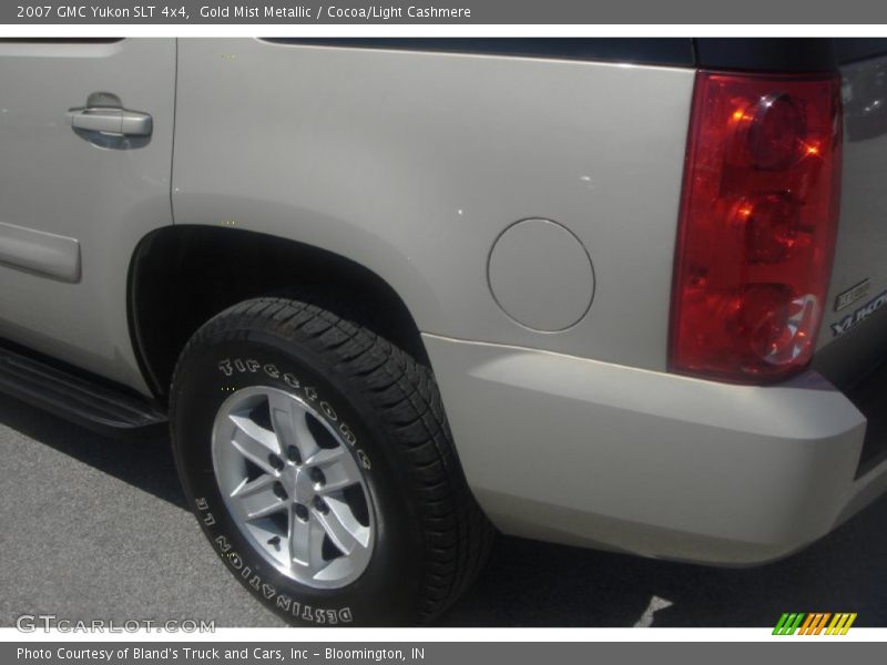 Gold Mist Metallic / Cocoa/Light Cashmere 2007 GMC Yukon SLT 4x4