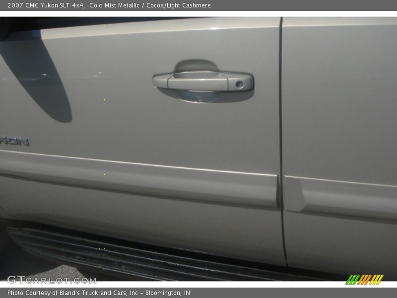 Gold Mist Metallic / Cocoa/Light Cashmere 2007 GMC Yukon SLT 4x4
