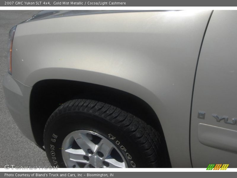 Gold Mist Metallic / Cocoa/Light Cashmere 2007 GMC Yukon SLT 4x4