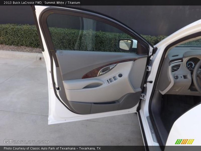 Summit White / Titanium 2013 Buick LaCrosse FWD