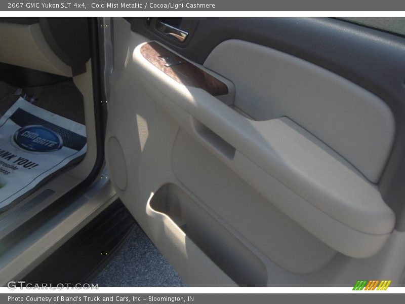 Gold Mist Metallic / Cocoa/Light Cashmere 2007 GMC Yukon SLT 4x4