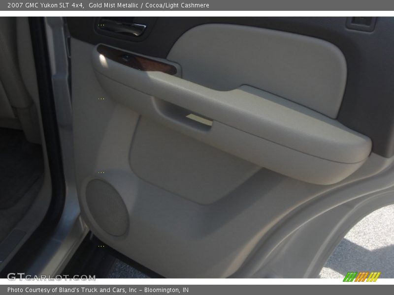 Gold Mist Metallic / Cocoa/Light Cashmere 2007 GMC Yukon SLT 4x4