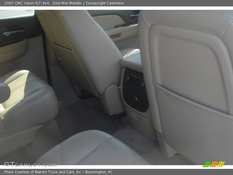 Gold Mist Metallic / Cocoa/Light Cashmere 2007 GMC Yukon SLT 4x4