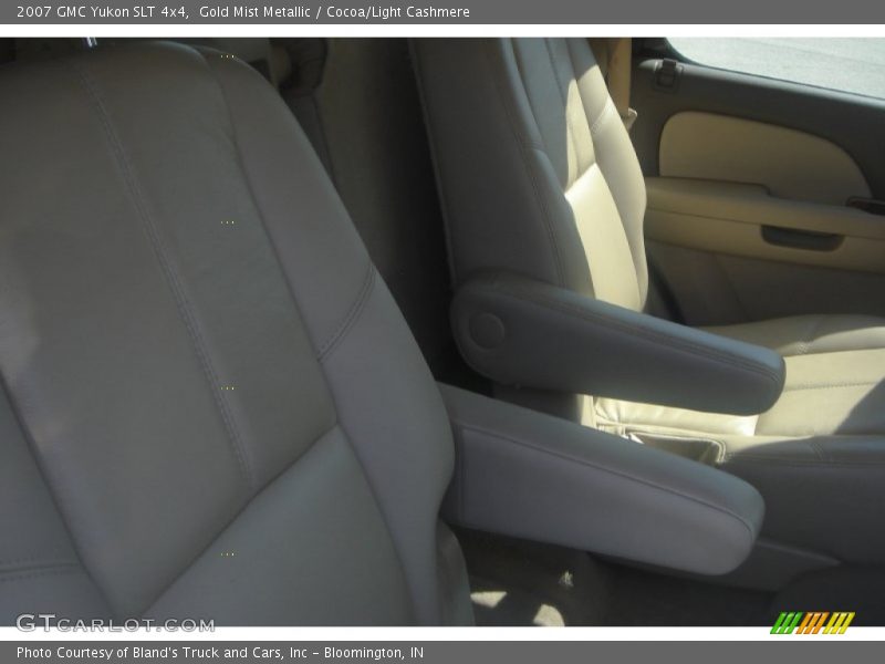 Gold Mist Metallic / Cocoa/Light Cashmere 2007 GMC Yukon SLT 4x4