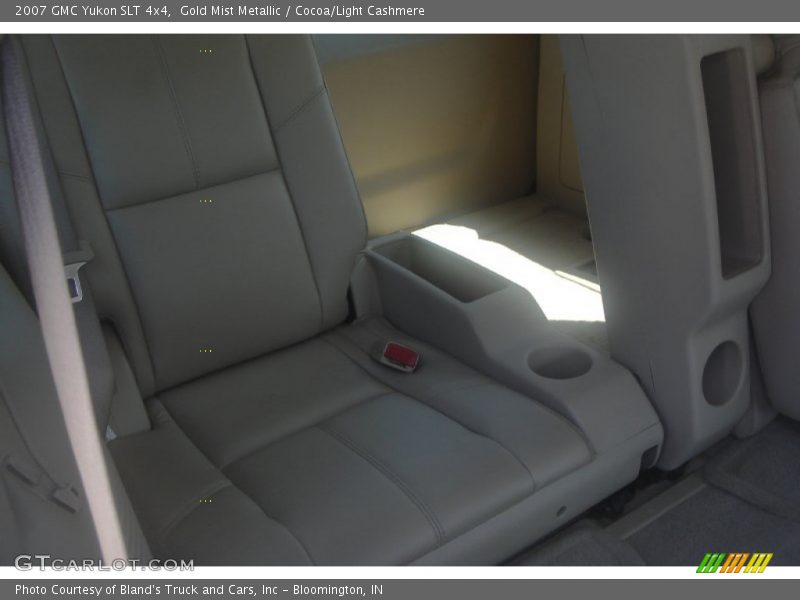 Gold Mist Metallic / Cocoa/Light Cashmere 2007 GMC Yukon SLT 4x4