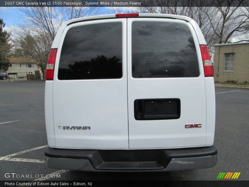 Summit White / Medium Pewter 2007 GMC Savana Van LS 3500 Passenger