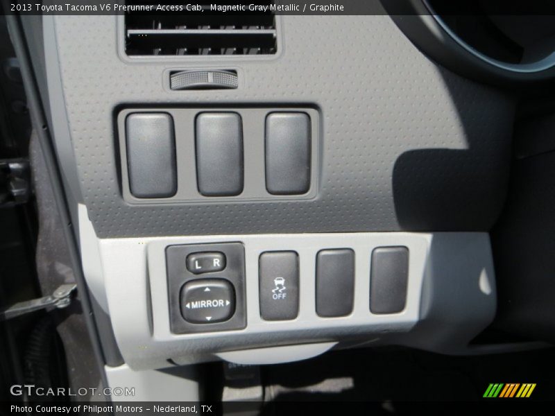 Magnetic Gray Metallic / Graphite 2013 Toyota Tacoma V6 Prerunner Access Cab