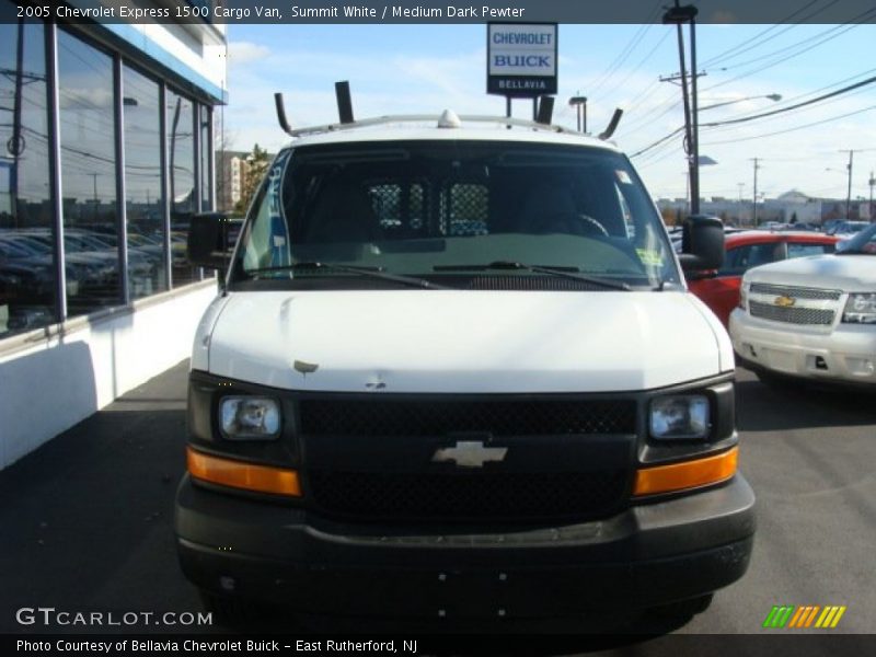 Summit White / Medium Dark Pewter 2005 Chevrolet Express 1500 Cargo Van