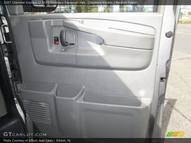 Graystone Metallic / Medium Pewter 2007 Chevrolet Express LS 3500 Extended Passenger Van