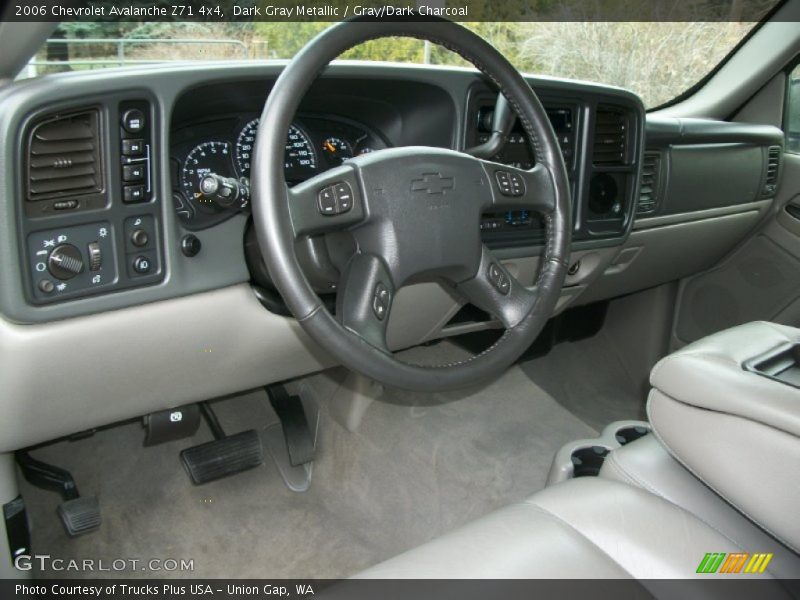 Dark Gray Metallic / Gray/Dark Charcoal 2006 Chevrolet Avalanche Z71 4x4