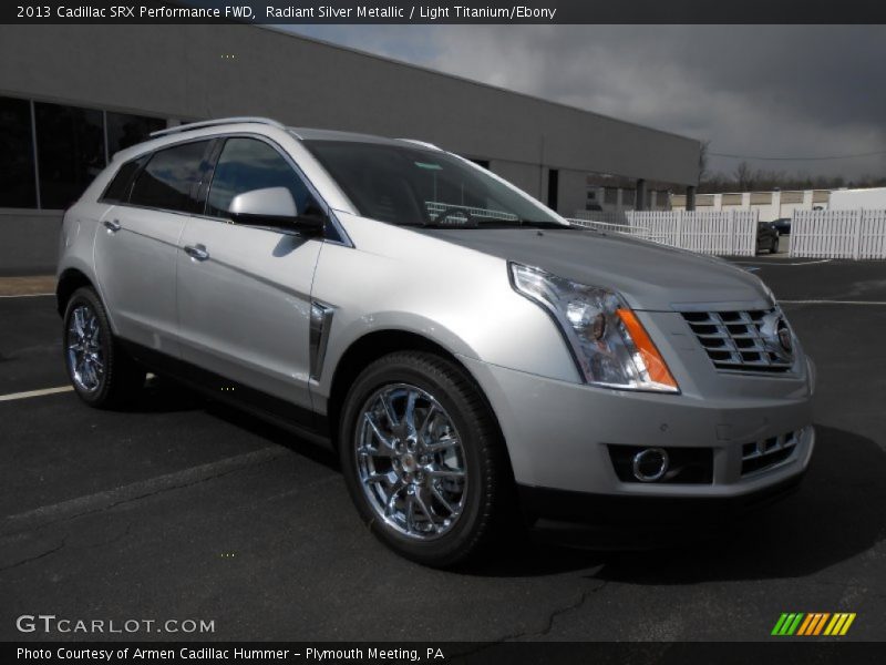 Front 3/4 View of 2013 SRX Performance FWD