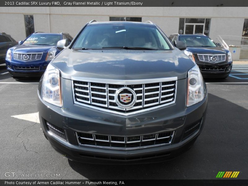 Gray Flannel Metallic / Light Titanium/Ebony 2013 Cadillac SRX Luxury FWD