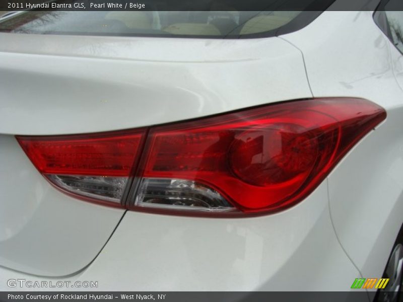 Pearl White / Beige 2011 Hyundai Elantra GLS