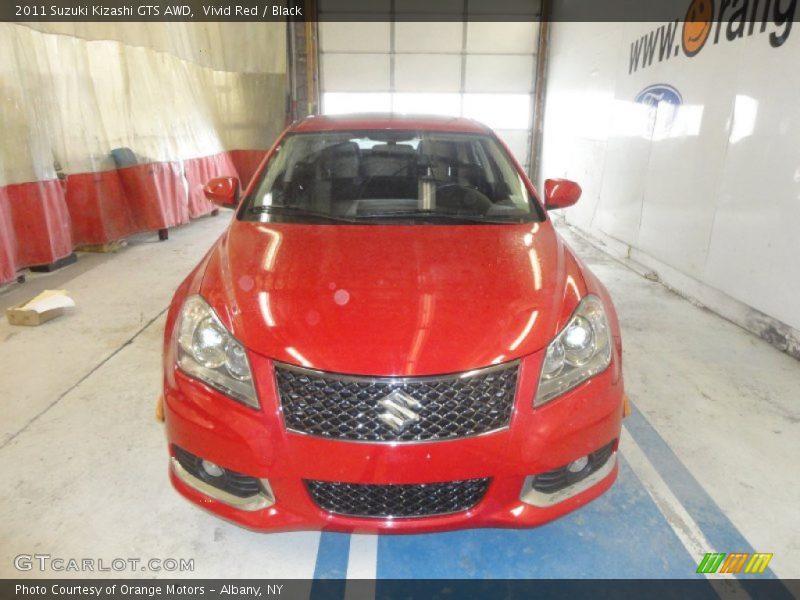 Vivid Red / Black 2011 Suzuki Kizashi GTS AWD