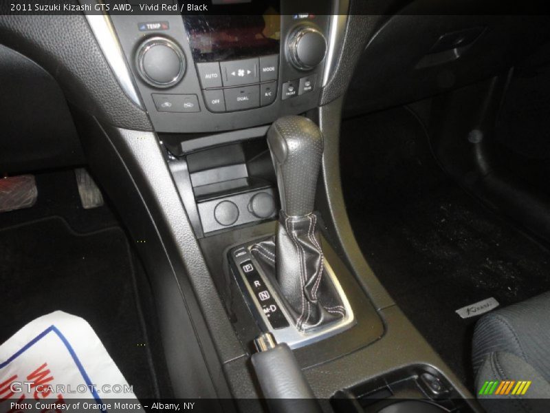 Vivid Red / Black 2011 Suzuki Kizashi GTS AWD