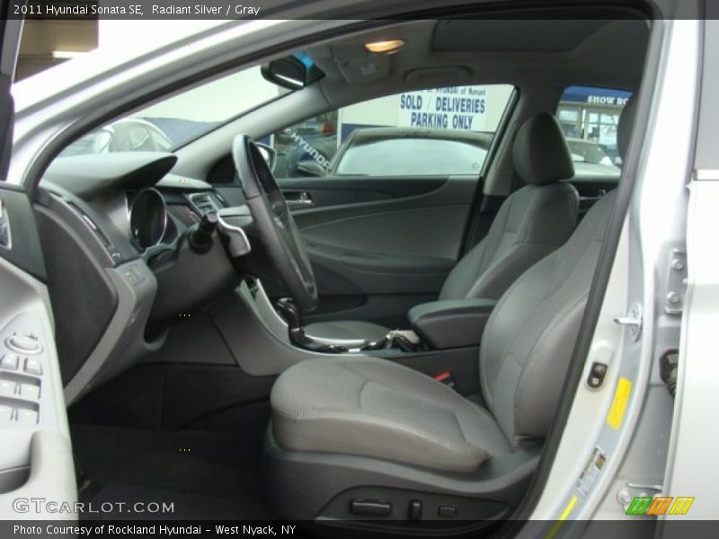 Radiant Silver / Gray 2011 Hyundai Sonata SE