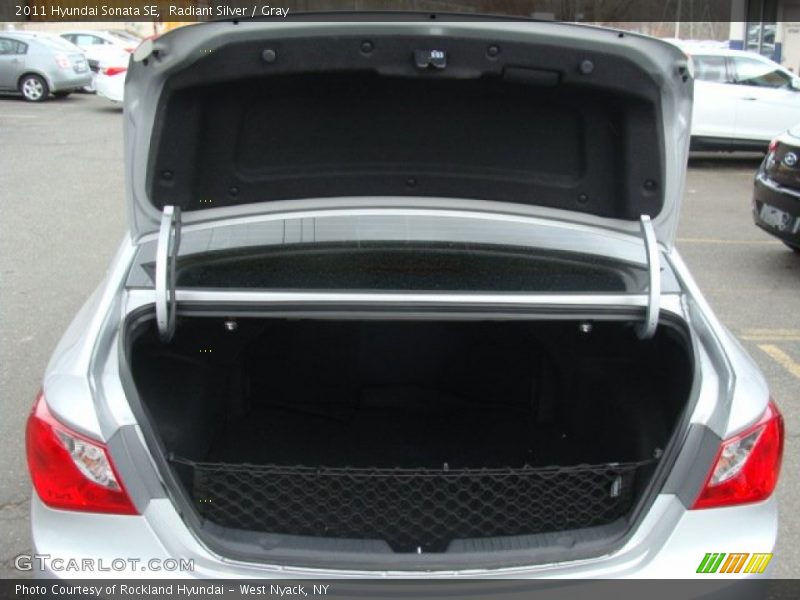 Radiant Silver / Gray 2011 Hyundai Sonata SE