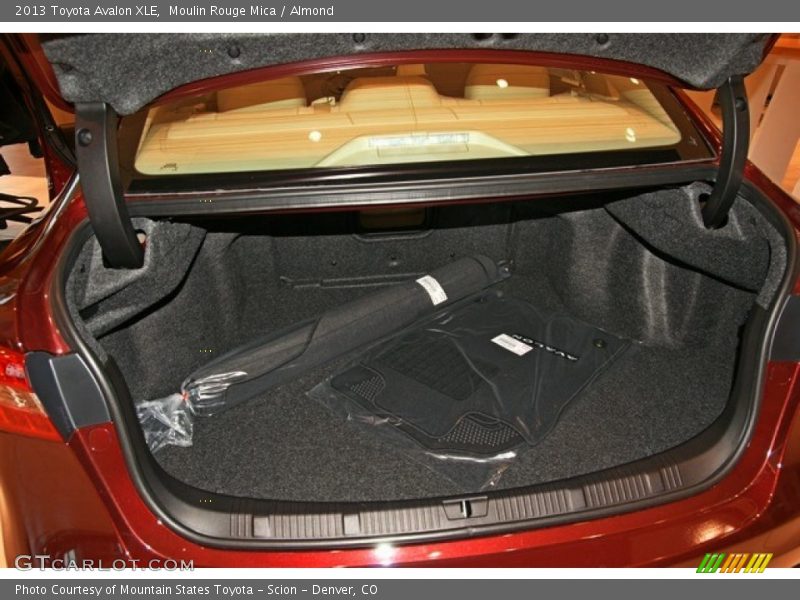 Moulin Rouge Mica / Almond 2013 Toyota Avalon XLE