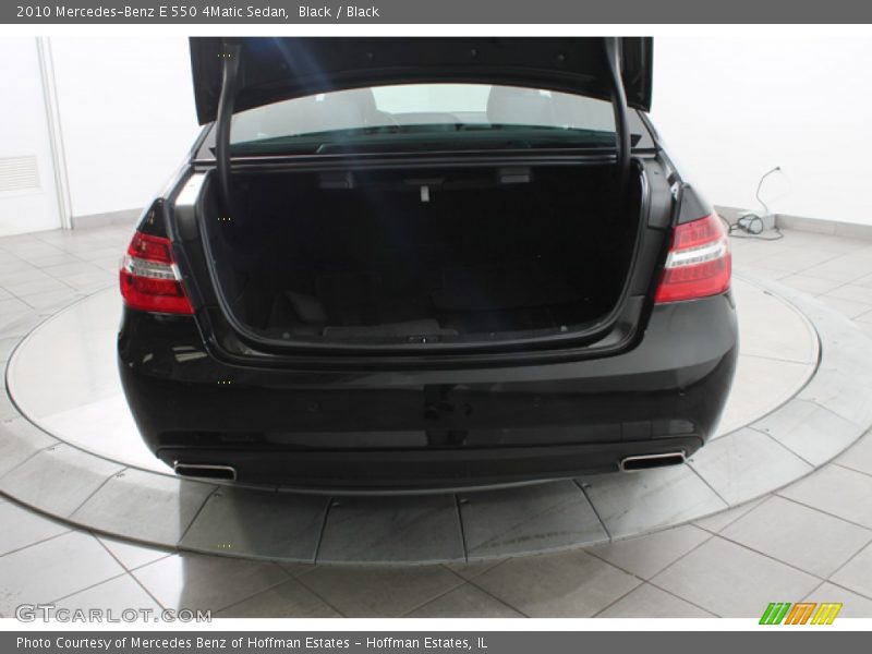 Black / Black 2010 Mercedes-Benz E 550 4Matic Sedan