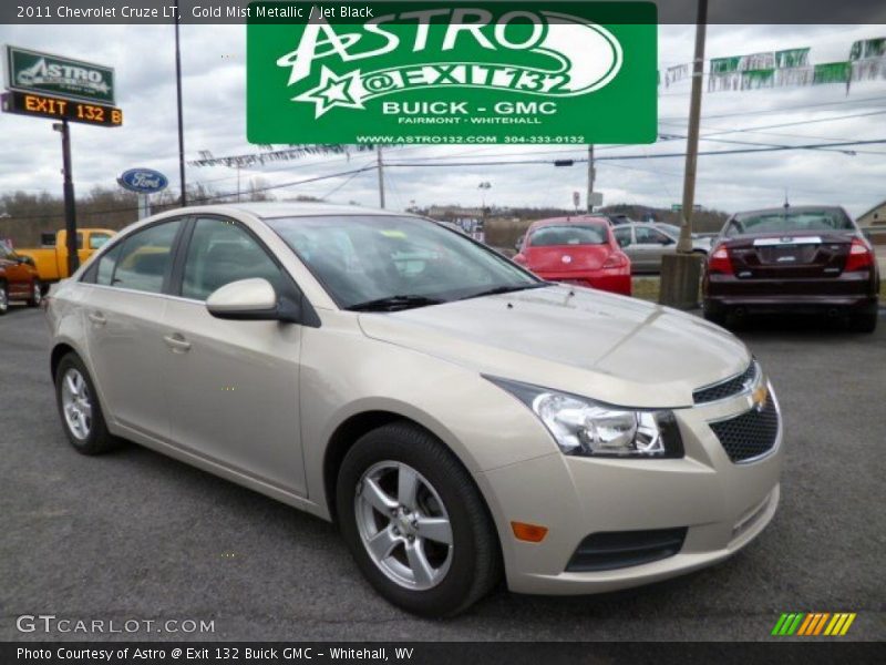 Gold Mist Metallic / Jet Black 2011 Chevrolet Cruze LT