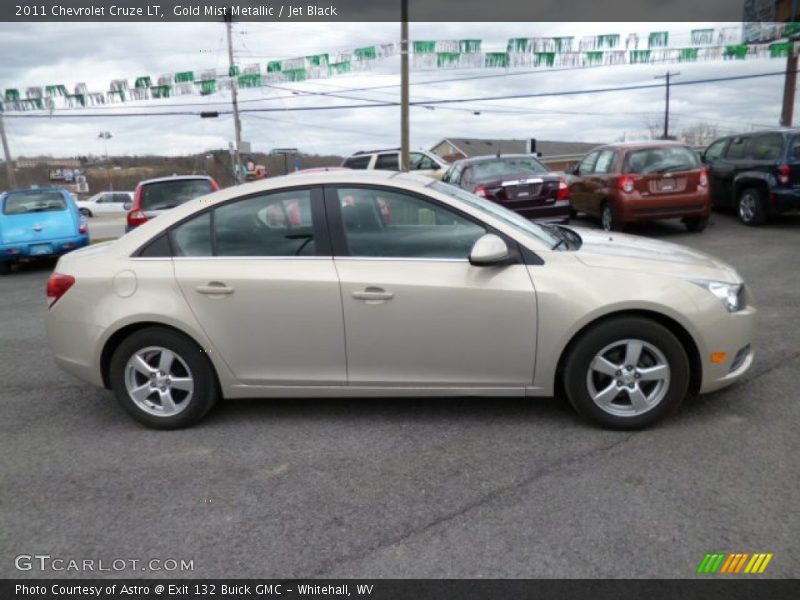 Gold Mist Metallic / Jet Black 2011 Chevrolet Cruze LT