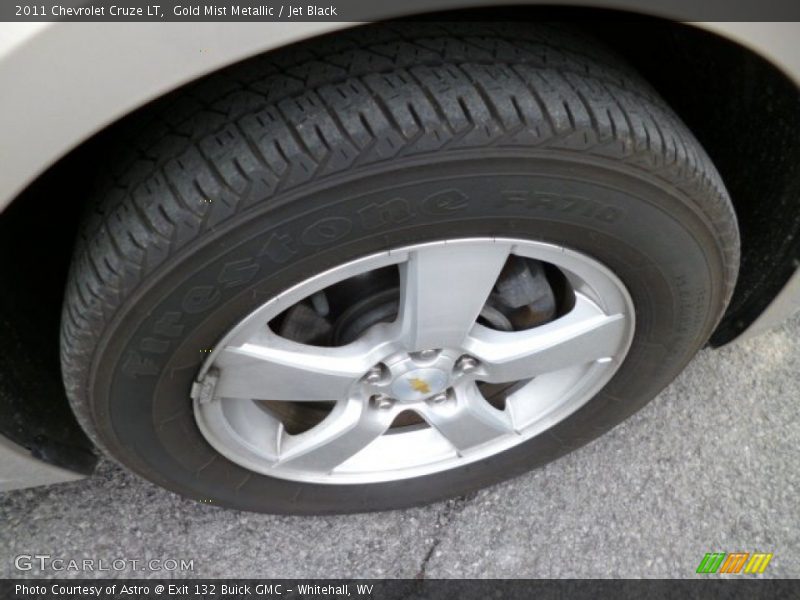Gold Mist Metallic / Jet Black 2011 Chevrolet Cruze LT