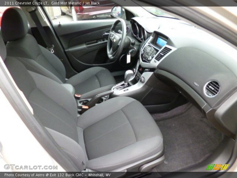 Gold Mist Metallic / Jet Black 2011 Chevrolet Cruze LT