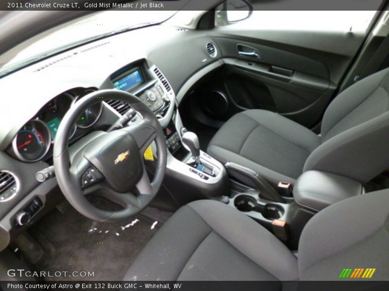 Gold Mist Metallic / Jet Black 2011 Chevrolet Cruze LT