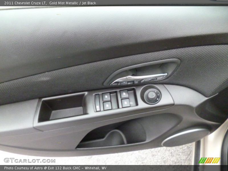 Gold Mist Metallic / Jet Black 2011 Chevrolet Cruze LT